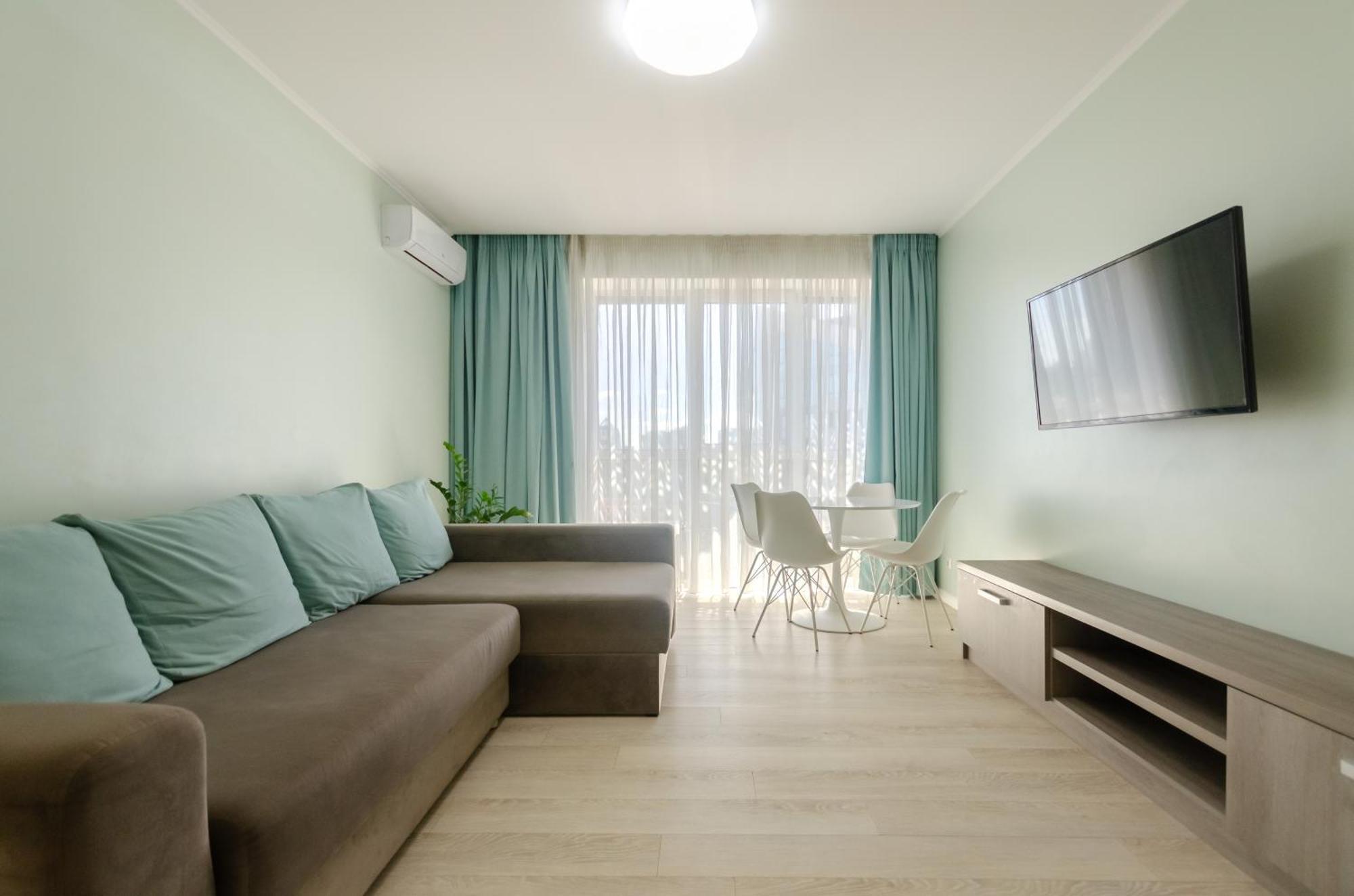 21-212 Petrovdom In Mint Apartments At Rc Kvartet Near Central Railway Station キエフ エクステリア 写真